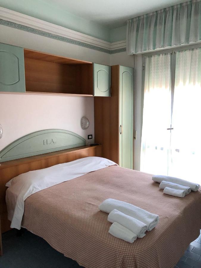 Hotel Augustus Gatteo a Mare Ngoại thất bức ảnh